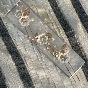 Wedding white floral Hair Pins